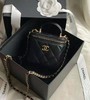 Chanel handle Vanity小盒子  黑金 现货 可秒发 加了handle之后，更加可爱，比金球还火 商品缩略图0