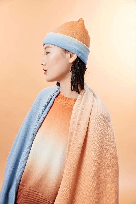  渐变色羊绒针织围巾 SJF93P398N 商品图0