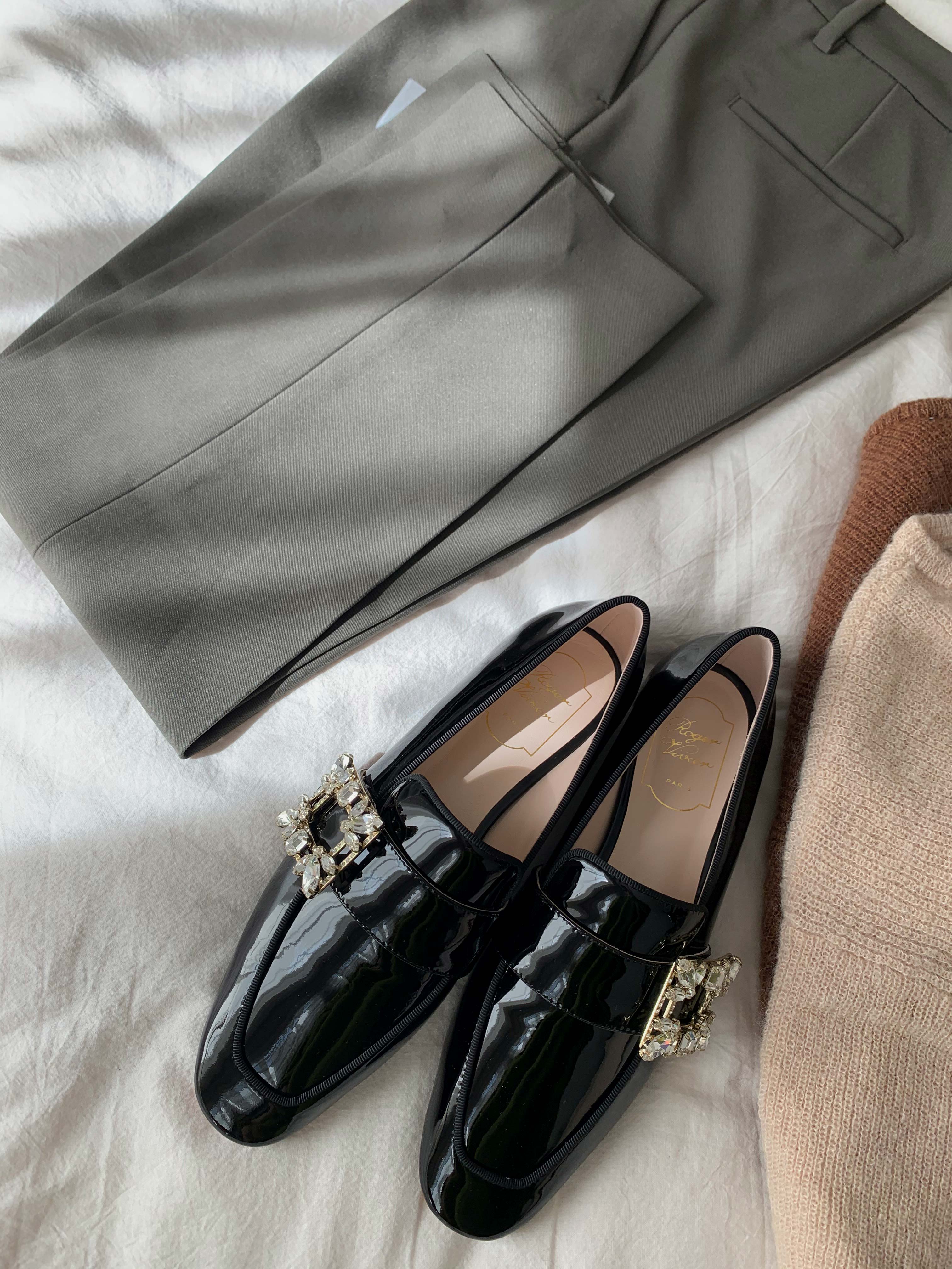 全明星系列rv金属方扣镶钻真皮漆皮乐福鞋舒适绒面平底鞋