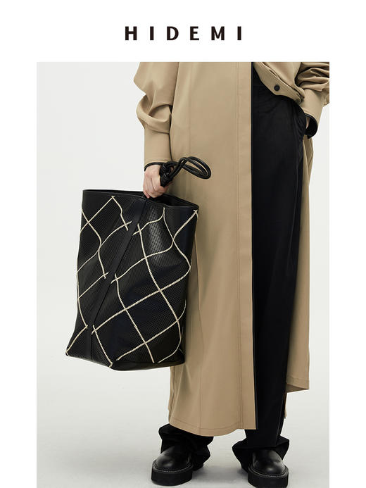 HIDEMI设计感水桶包大号 限量黑白编织 商品图12