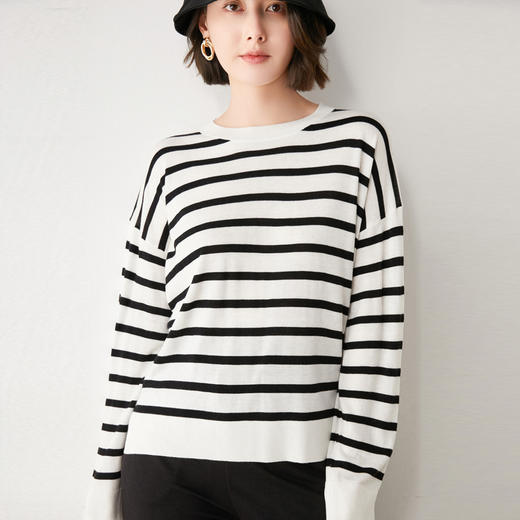 Happy's Bazzar芭莎秋冬新品套头长袖毛针织衫女条纹羊毛衫&V领拼接假两件羊毛针织衫 商品图2