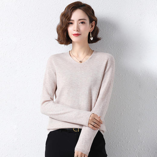 丁摩 无缝全羊毛V领打底衫21301-DB199-WX123 商品图6