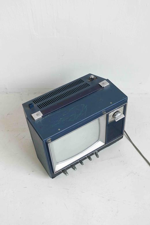 【瑕疵特价】国产蓝色老电视机 商品图5