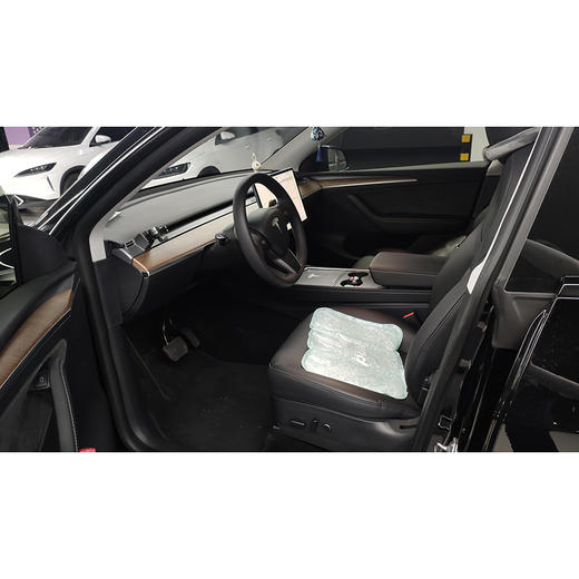 特斯拉 Model Y 长续航版【长租-深圳】 商品图4