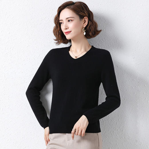 丁摩 无缝全羊毛V领打底衫21301-DB199-WX123 商品图4