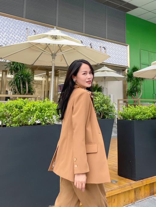 【伯妮斯茵】3A4551--黄栌色、漆黑色时尚气质西服外套 商品图2