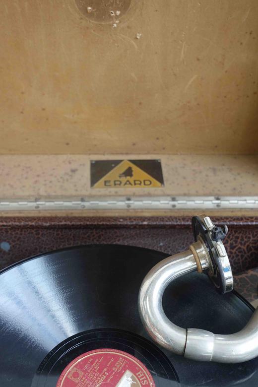 【瑕特】1930s瑞士ERARD手摇古董黑胶唱片机 商品图9