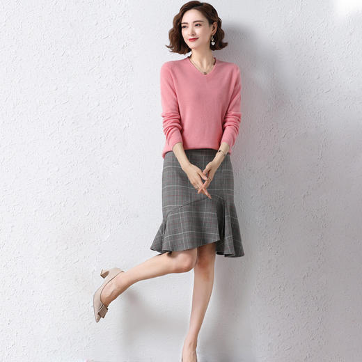 丁摩 无缝全羊毛V领打底衫21301-DB199-WX123 商品图2