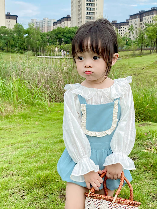 幸福满满21春秋新款女童背带裤长袖衬衫套装女宝小清新甜美风蓝色花边短裤 商品图0