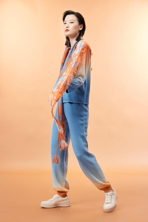  渐变色羊绒针织女长裤 SJF93K132N 商品图1