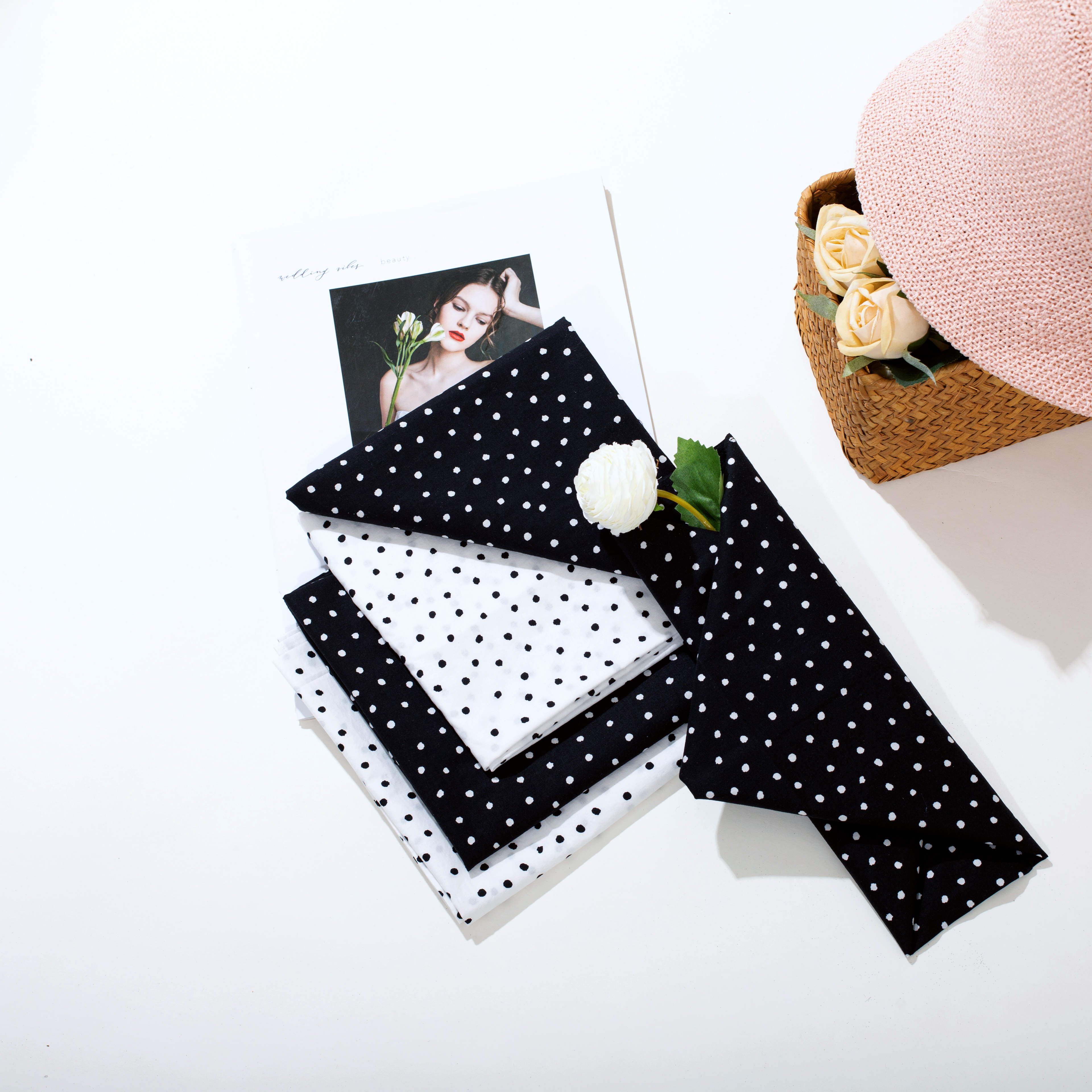 波点棉质小方巾