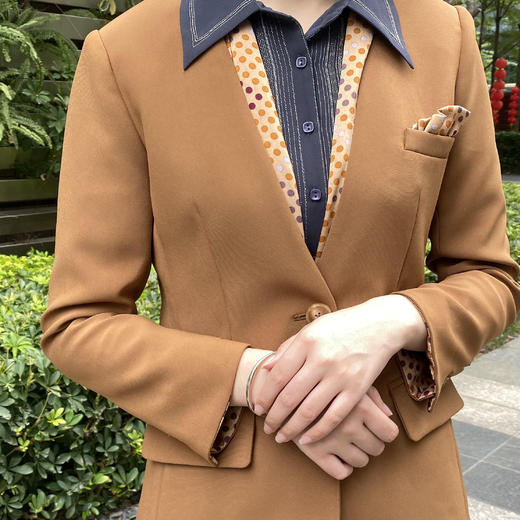 【伯妮斯茵】3A4551--黄栌色、漆黑色时尚气质西服外套 商品图7