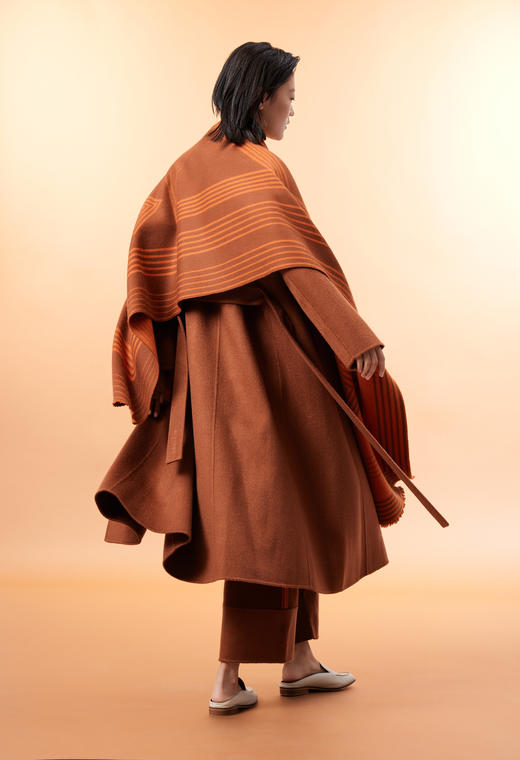  羊绒双面提花披肩 SJF93P721N 商品图1