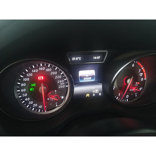 奔驰 GLA 200动感型【长租-北京】 商品图4