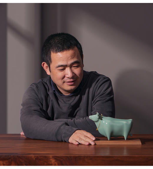 龙泉青瓷福牛摆件新年送礼客厅玄关招财生肖牛乐悠悠 商品图3