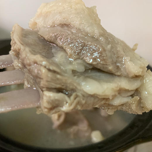 顺丰包邮，正常发货！新疆尉犁罗布塔河小羔羊肉 • 走戈壁、喝雪水、吃碱草 • 不膻不腻，清水炖都好吃 商品图7