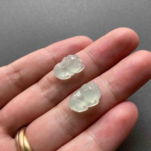 冰种翡翠金蟾貔貅戒面若干 商品图6