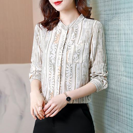KQL  C408N9953复古港风修身显瘦印花衬衫 商品图2