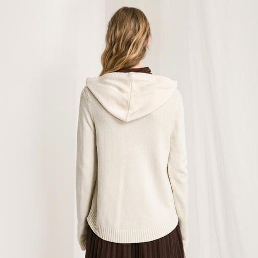 Famecoco范可儿套头米白色毛衣女秋冬长袖针织卫衣F218DB006 商品图1