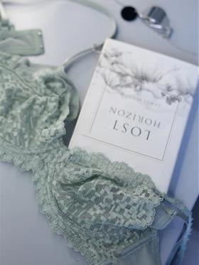 又纯又欲的绝美蕾丝内衣 穿搭小心机