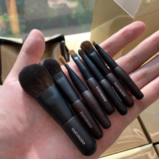 定价2600+！ 日本高端线 白凤堂 灰松鼠毛 黑檀刷 7件套 化妆刷中的爱马仕！顶级奢侈的存在！ 便携装~亲测超抓粉超好用 商品图3