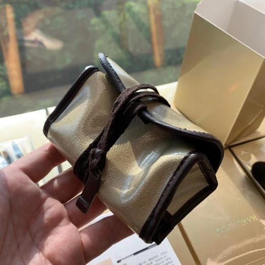 定价2600+！ 日本高端线 白凤堂 灰松鼠毛 黑檀刷 7件套 化妆刷中的爱马仕！顶级奢侈的存在！ 便携装~亲测超抓粉超好用 商品图5