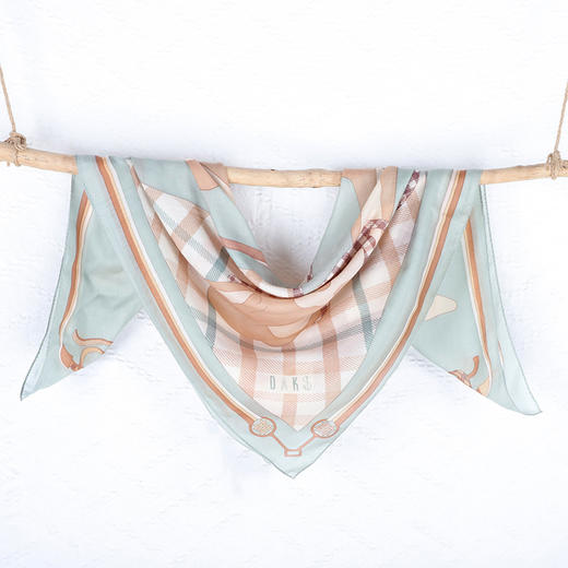 DA*S韩系时尚前为摩登风格小清新百搭时尚印花羊毛围巾 WXWD19001E 商品图1