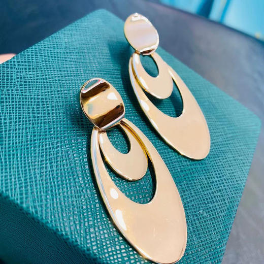 新航 摩登时代18k金耳饰 商品图1