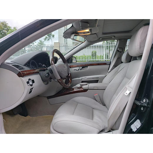 奔驰  S 350L 豪华型【长租-深圳】 商品图5