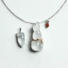 玻璃种翡翠兔兔套装项链18k白金镶嵌