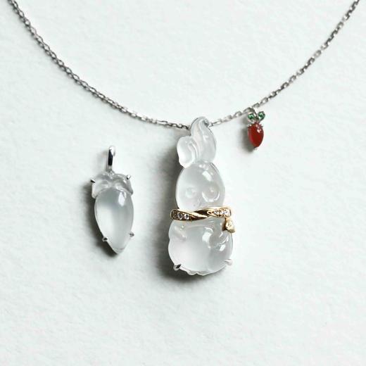 玻璃种翡翠兔兔套装项链18k白金镶嵌 商品图0
