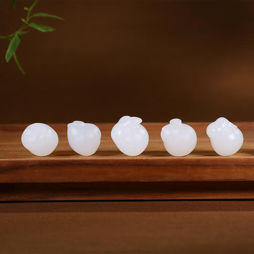 【宫里生肖吊坠】十二生肖 和田玉羊脂白玉吊坠 商品图0