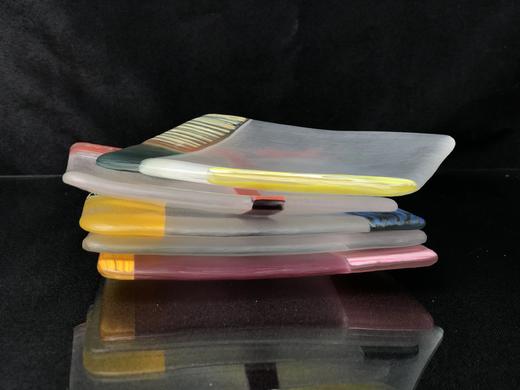 嘉德文库 |果子盘 粉色 红色 黑色 黄绿蓝三色 商品图5