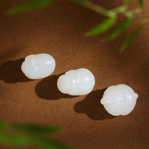 【宫里生肖吊坠】十二生肖 和田玉羊脂白玉吊坠 商品图2