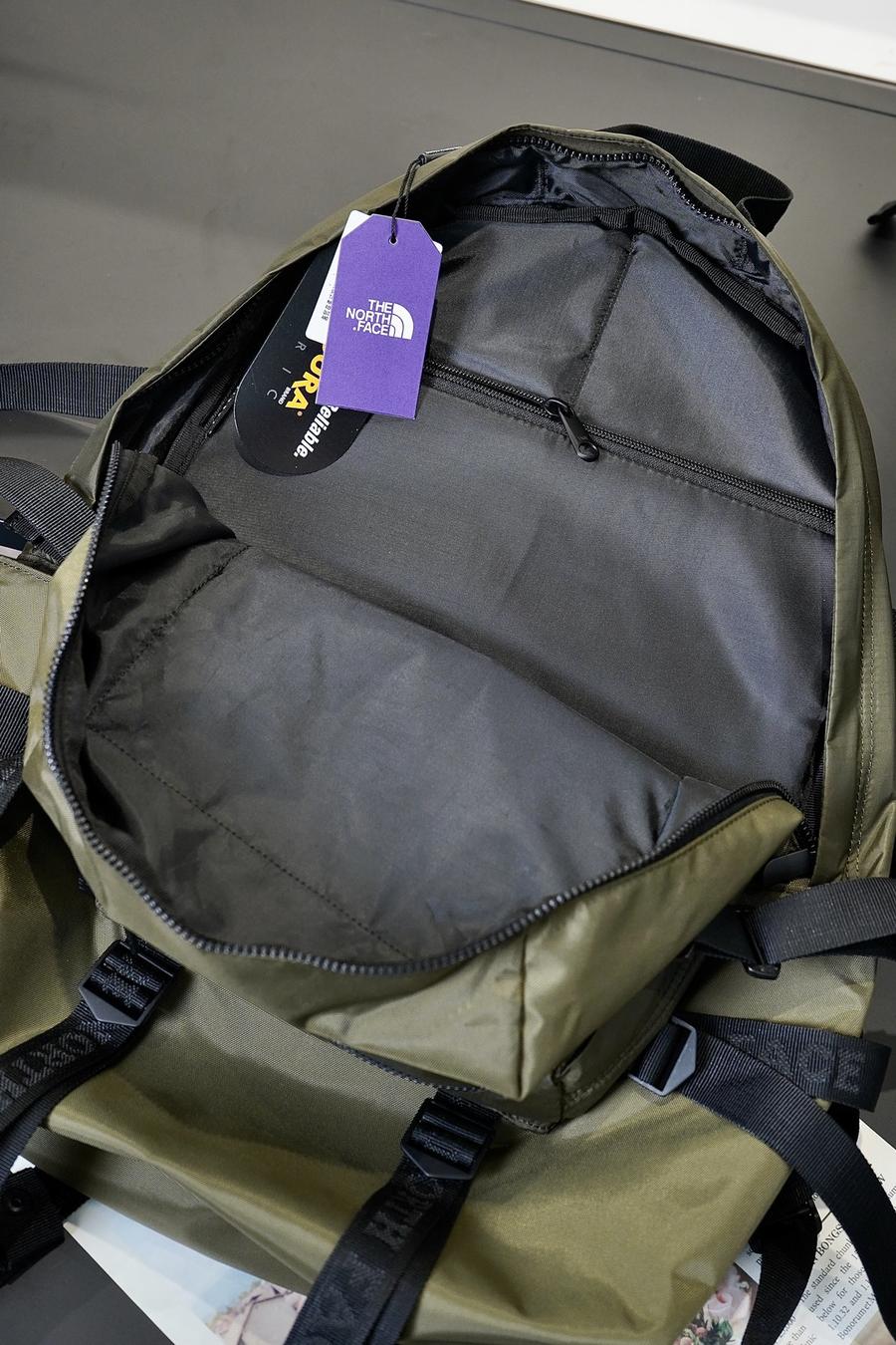 点此购买 北面紫标机能防水双肩包 ssy197848