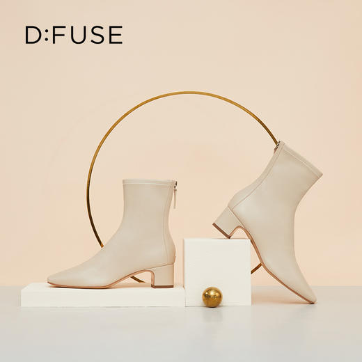 D:FUSE迪芙斯复古方头粗跟短靴DF24116704 商品图7