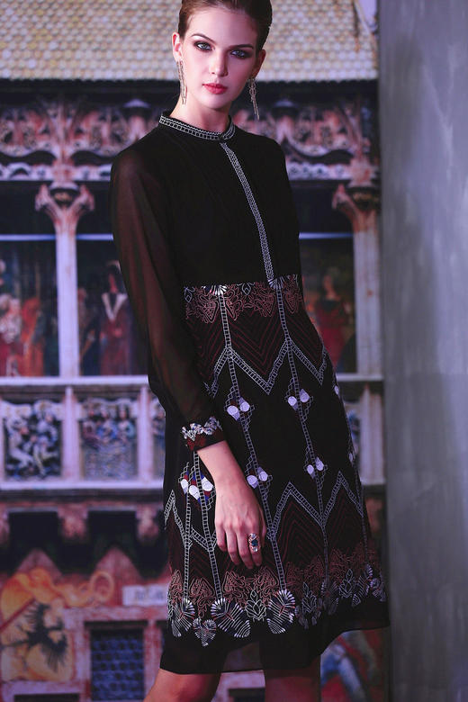 【伯妮斯茵】3S6242连衣裙 商品图5