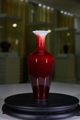 邓希平：郎红观音瓶