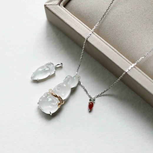 玻璃种翡翠兔兔套装项链18k白金镶嵌 商品图6