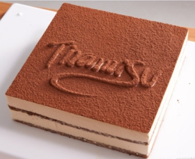 味美特“提拉米苏”慕斯蛋糕-主要原材料有马斯卡彭奶酪+动物奶油+咖啡酒+可可粉