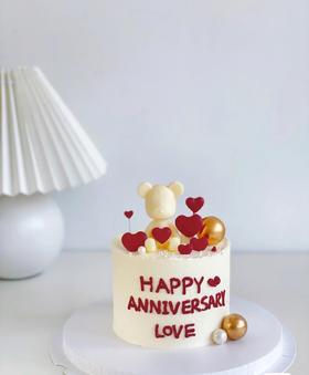 巧克力爱心小熊蛋糕（蛋糕红色英文可以更改，请备注）