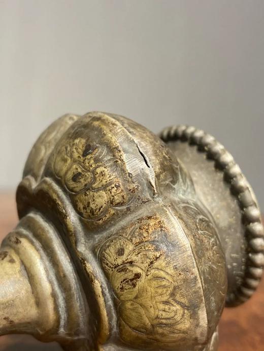 青铜鎏银錾花瓜棱直颈净水瓶，顺丰包邮 商品图12