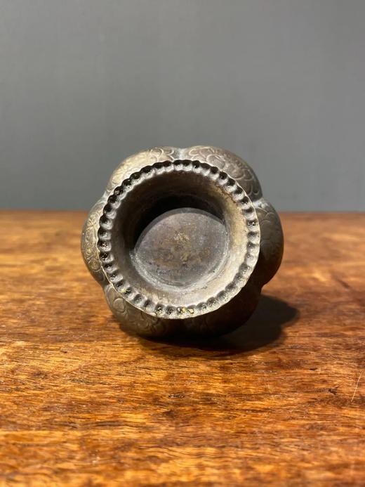 青铜鎏银錾花瓜棱直颈净水瓶，顺丰包邮 商品图10