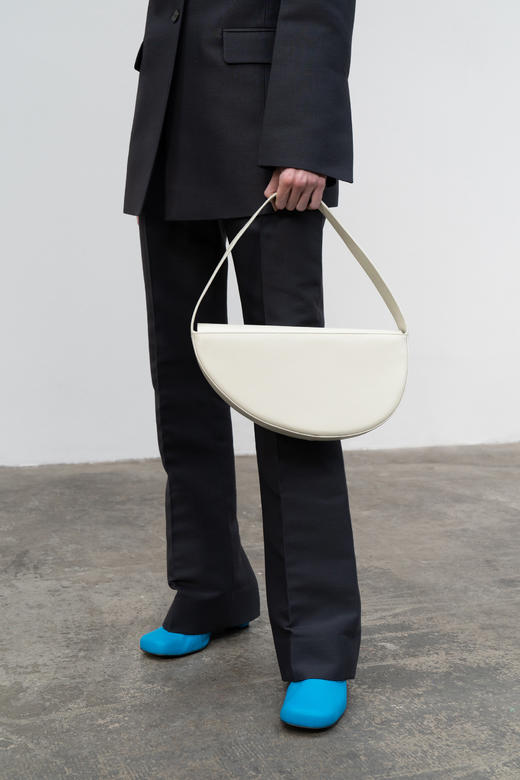 LOW CLASSIC  卡其灰色/藏蓝色后开衩西装长裤 商品图4