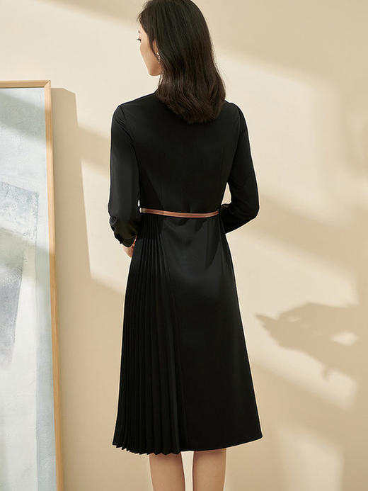 米思阳知性轻熟连衣裙小众不规则百褶2025新款中长款黑色裙子2309 商品图4