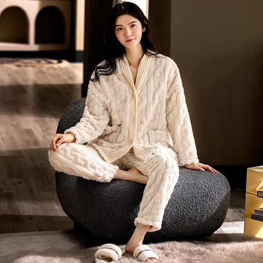 新款睡衣女秋冬款珊瑚绒加厚家居服春秋季女士可外穿套装 商品图7