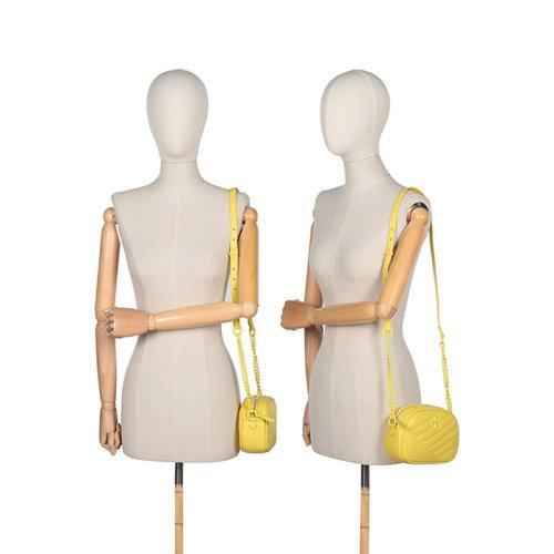 Tory Burch/汤丽柏琦 2021款 TB女包小号KIRA系列羊皮革单肩斜挎包相机包 82284 商品图9