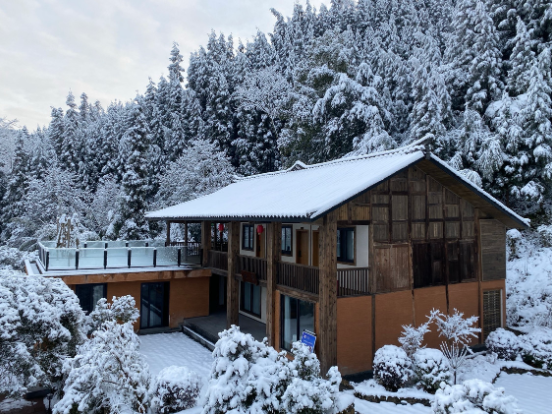 【洪雅瓦屋山 雅女湖】599元/2间抢蜀山柒舍艺术民宿精致房 早餐 茶饮