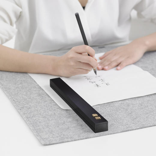 万物三千 怀袖 精品小楷笔+活字镇纸一体装 定制款不接受退货 商品图0