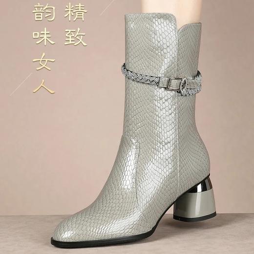 靴子女2021新款马丁靴中跟洋气女靴网红单靴加绒保暖爆款靴子 商品图4